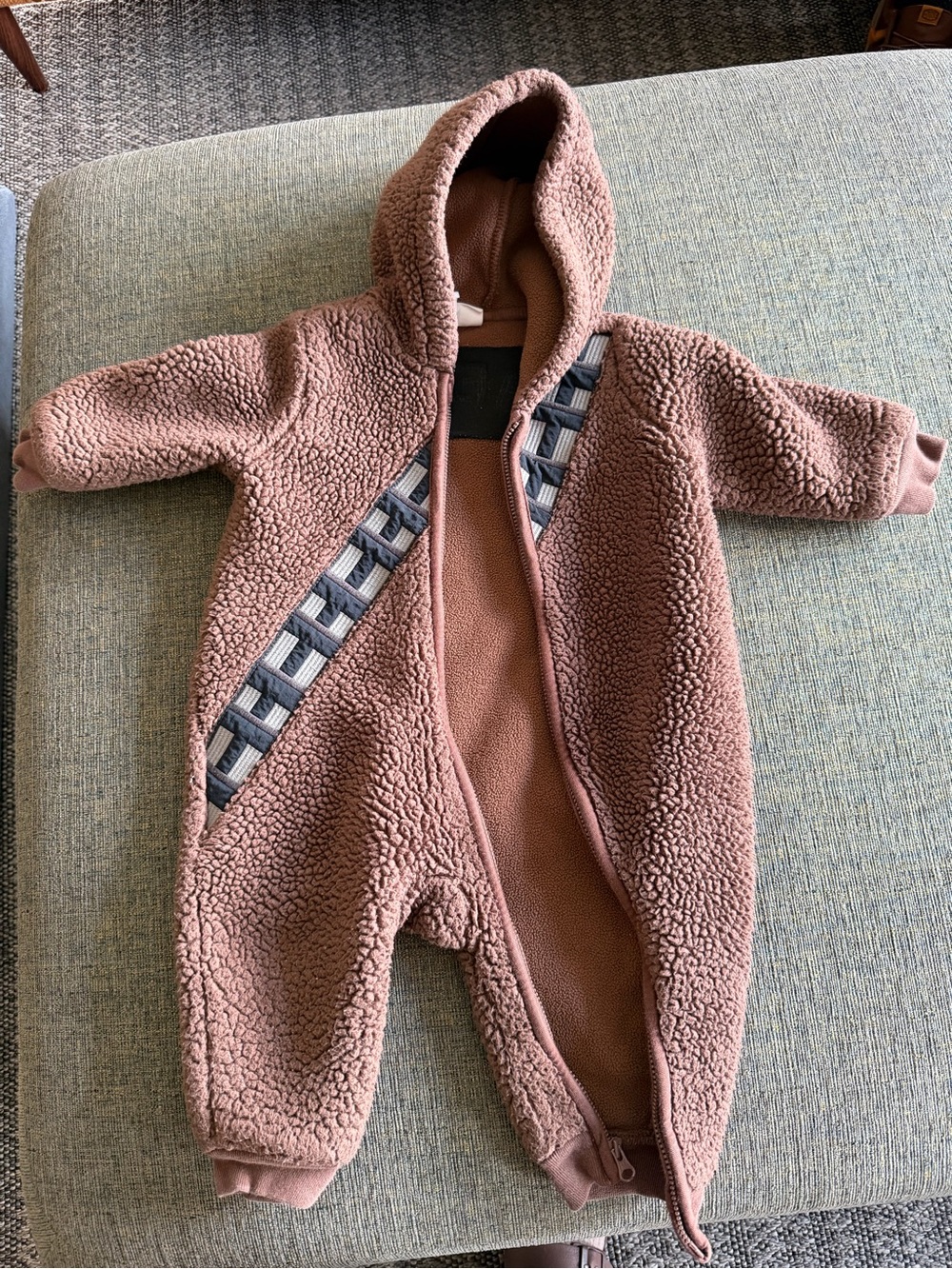 Baby GAP Hooded One-Piece Chewbacca 6-12 months